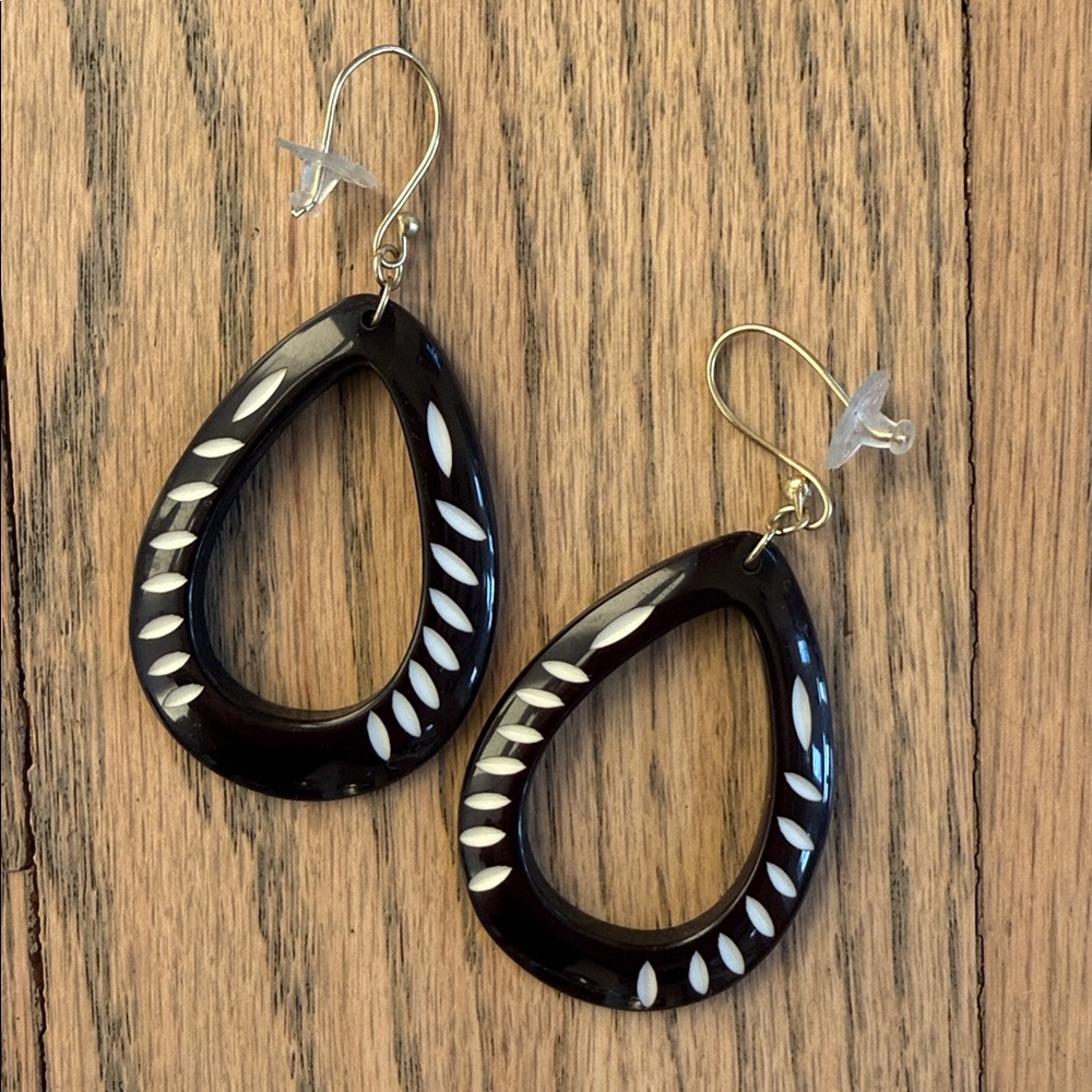 Noonday Collection Artisan Hand Carved Black and White Earrings - Picture 2 of 3